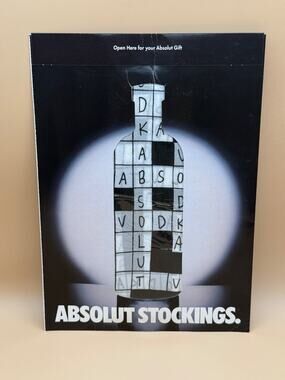 🥃 Absolut Vodka Stockings Crossword Puzzle Holiday Gift Magazine Insert Vintage